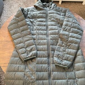 Columbia Women's Gray Puffer Jacket